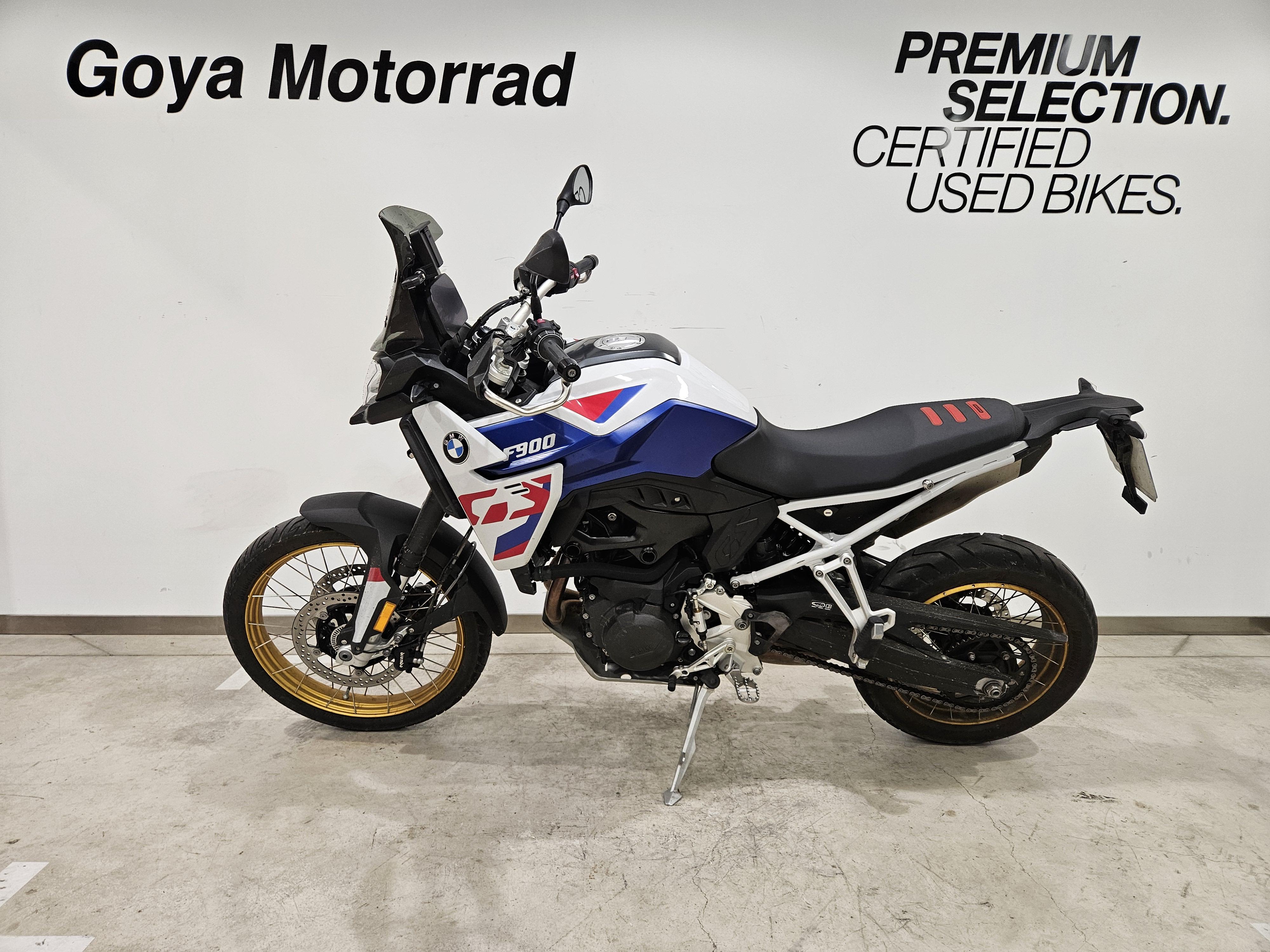 BMW F 900 GS
